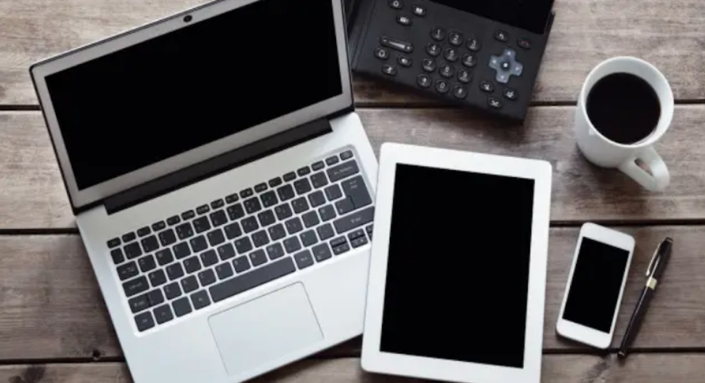 Laptop vs Tablet vs Smartphone