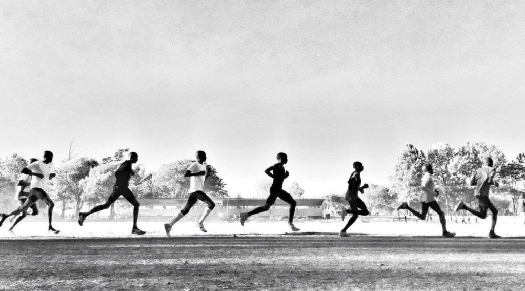 4Eliud Kipchoge and team when training. 