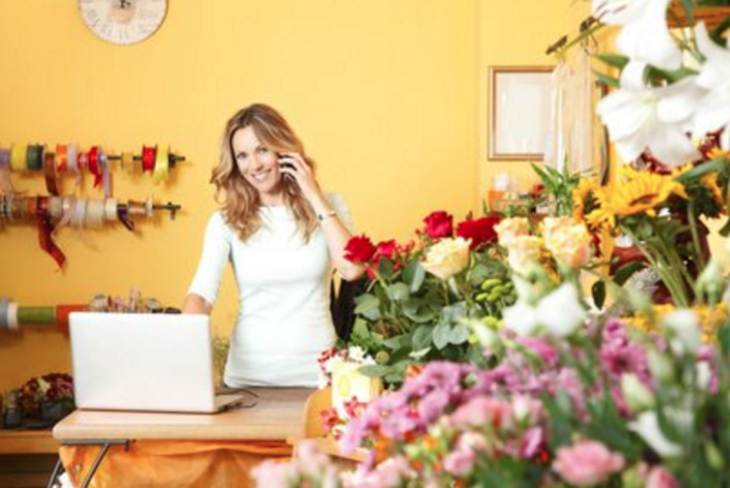 7 good reasons to buy flowers online