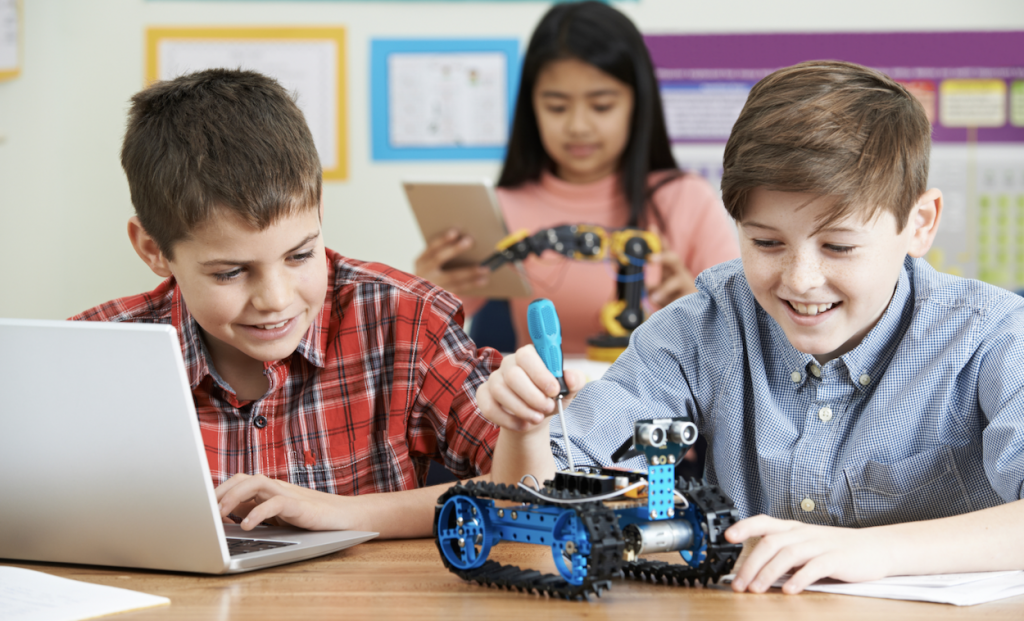 3 Reasons Why Kids Should Start Learning Coding Now