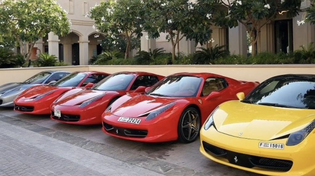 Tips for Online Luxury Car Rental in Dubai
