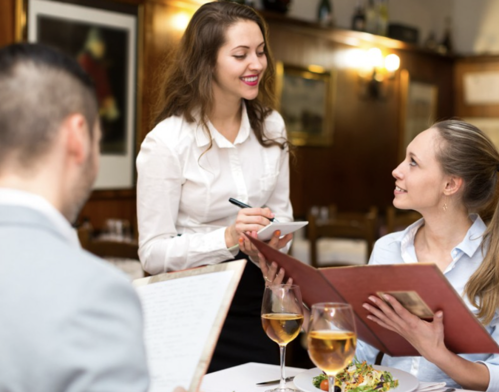 4 fun tips for promoting your seasonal menu online