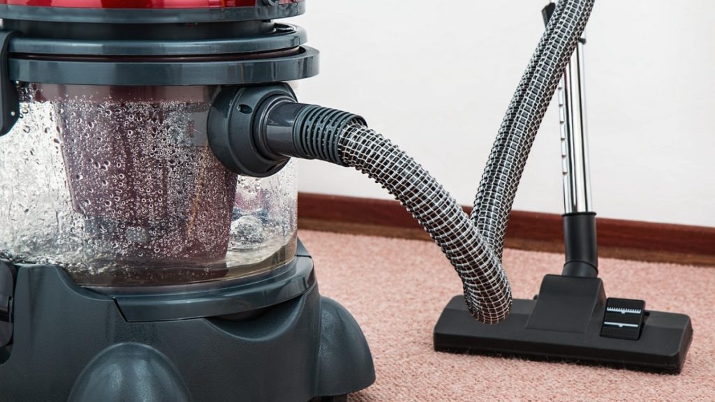 How To Clean Your Carpet: The Essential Guide To Keeping Your Home Looking Good