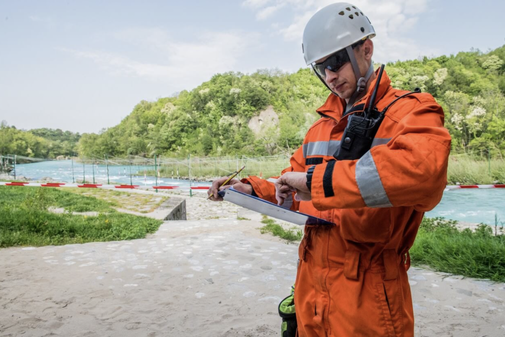 Why and How Fire Watch Guards Is Essential to Your Business?