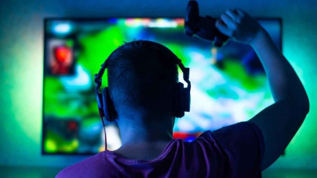 The progression of Online gaming From Mechanical Reels to Videos