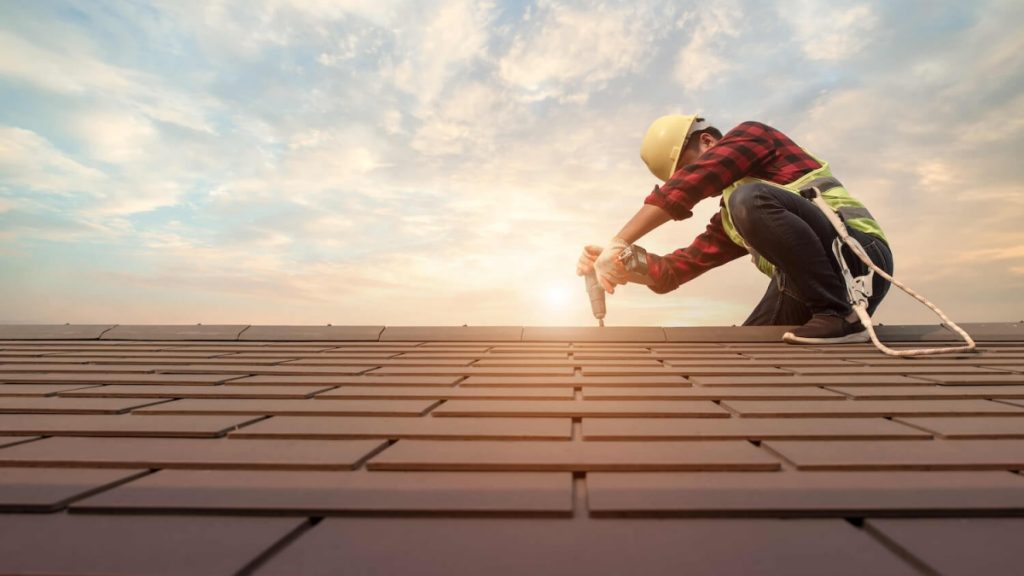 Choosing the Best Residential Roofing Contractors for Your Home