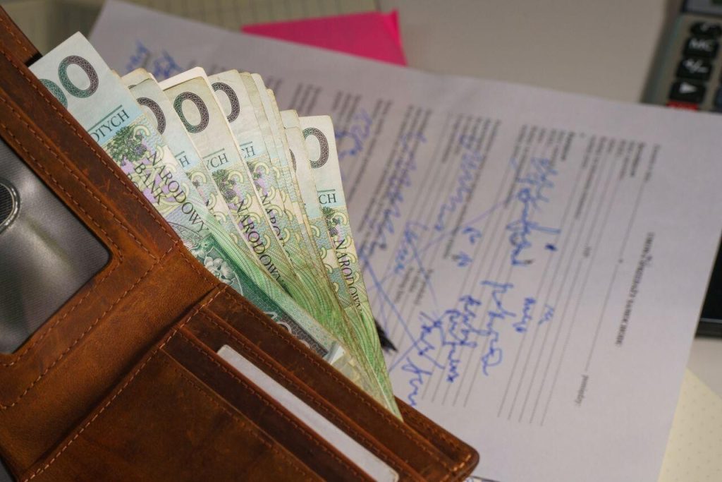 How to Choose the Right Loan Origination Software for Your Financial Institution Image 1 of How to Choose the Right Loan Origination Software for Your Financial Institution